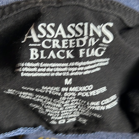 Assassin's Creed IV Black Flag Video Game Baseball Tee Shirt Size Medium - Picture 8 of 8